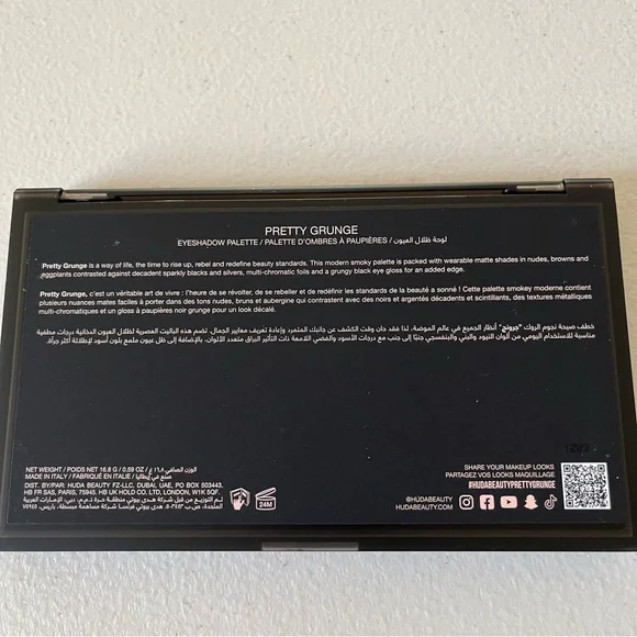 NEW Huda Beauty Pretty Grunge Eyeshadow Palette *New & Unused* - Picture 13 of 14